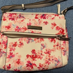 Liz Claiborne floral purse, pink and white.